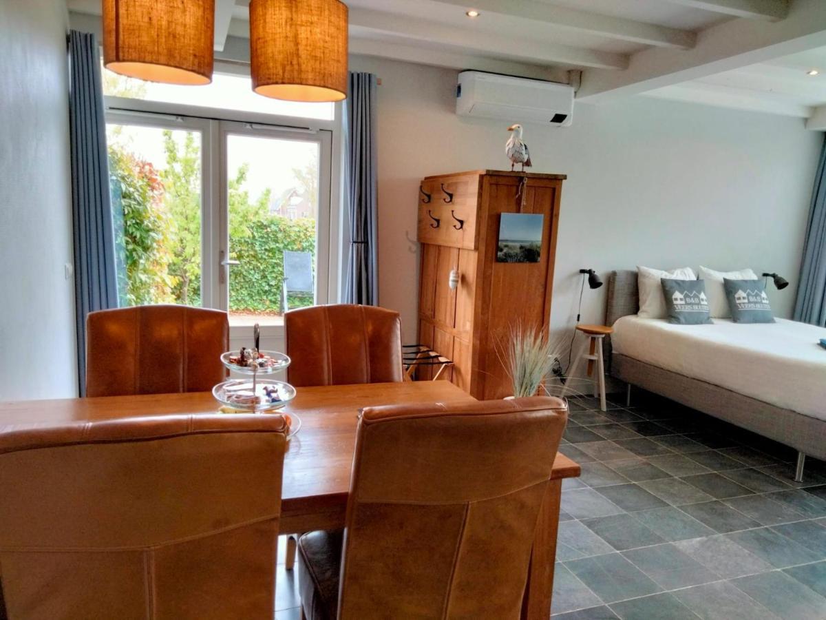 Veers Buuten Bed & Breakfast *